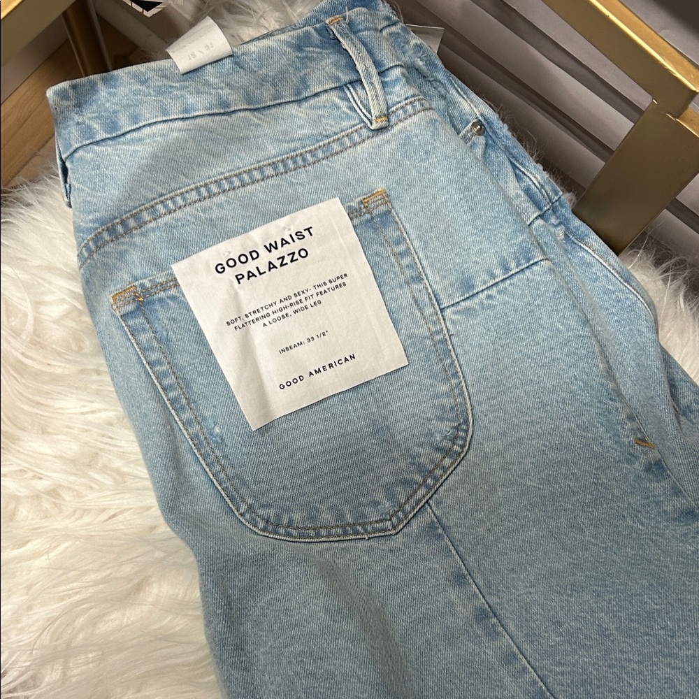 Good American Good Waist Palazzo Jeans - Picture 3 of 9